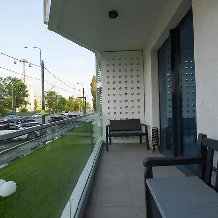 Green Luxury Apartment Lake On Mamaia Exterior photo